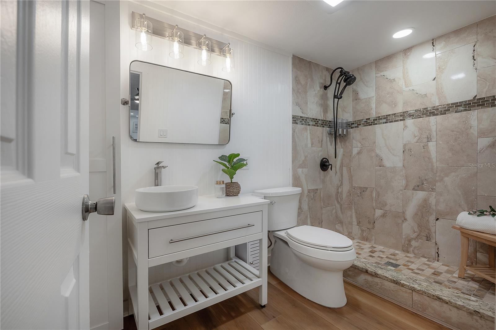 7006 N DUNCAN AVE, TAMPA, FL, 33604