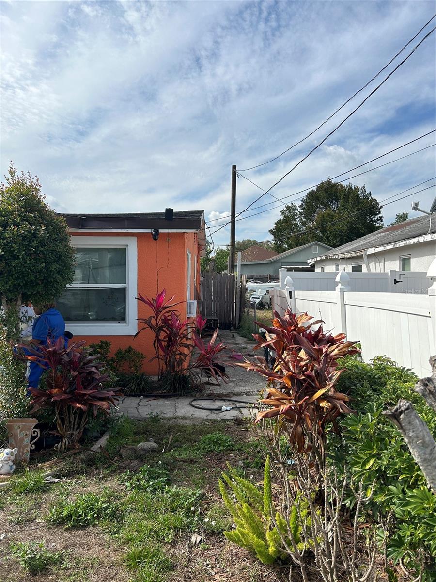 330 S BUENA VISTA AVE, ORLANDO, FL, 32835