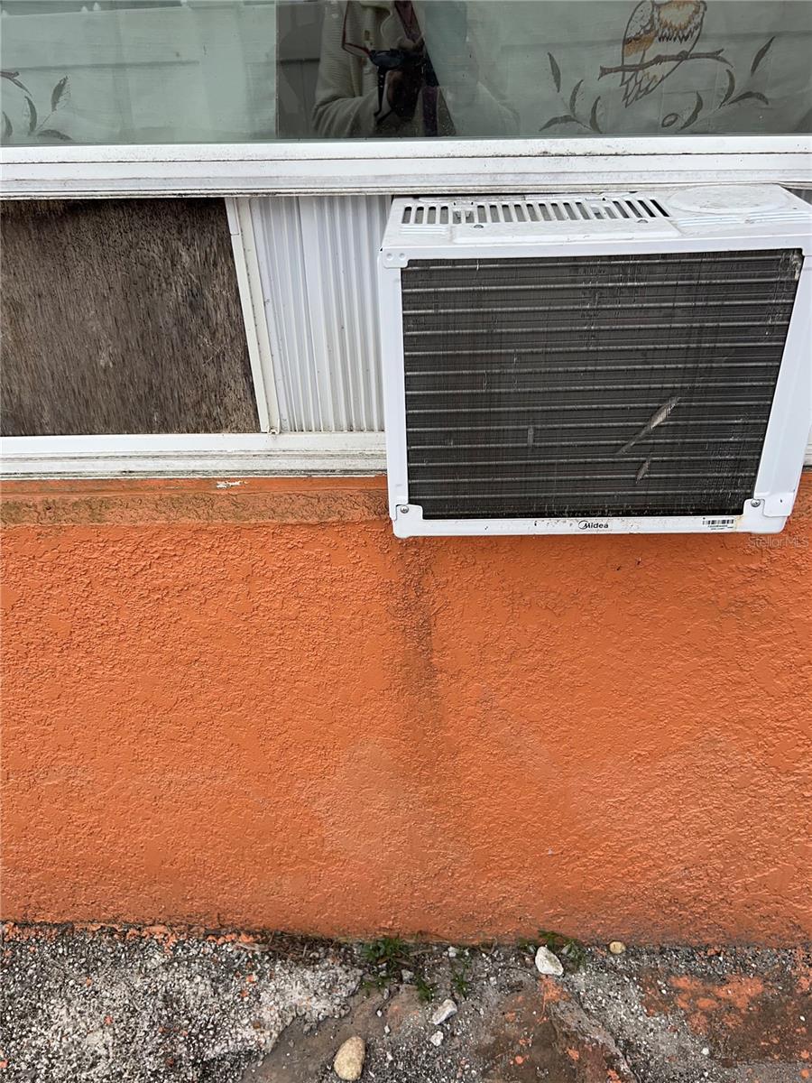 330 S BUENA VISTA AVE, ORLANDO, FL, 32835