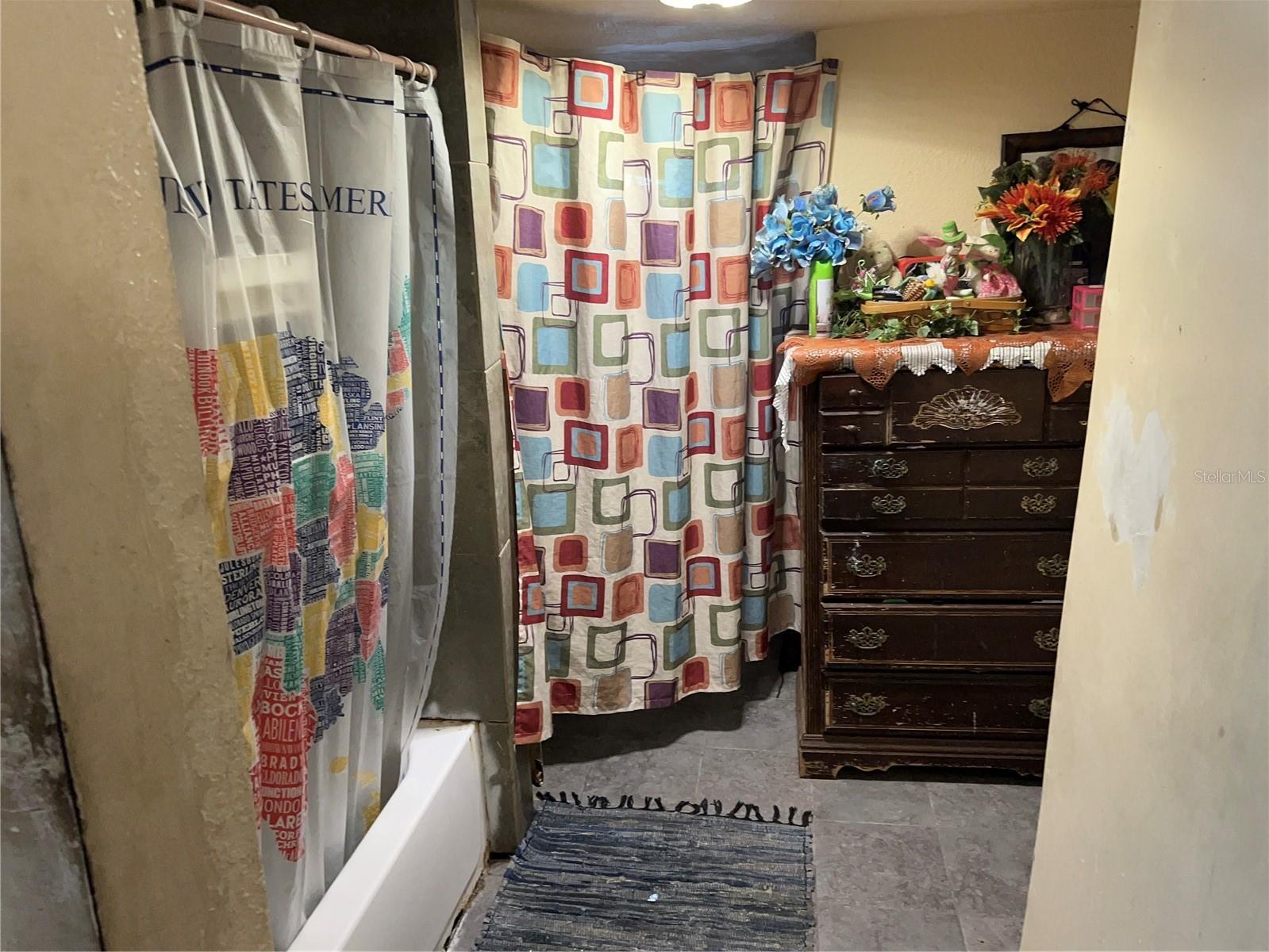 330 S BUENA VISTA AVE, ORLANDO, FL, 32835