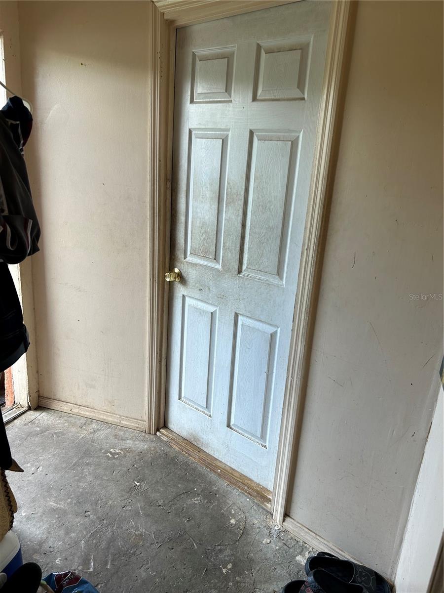 330 S BUENA VISTA AVE, ORLANDO, FL, 32835