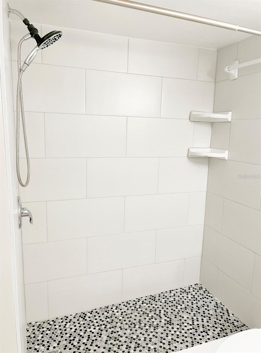 315 LAKEPOINTE DR #201, ALTAMONTE SPRINGS, FL, 32701