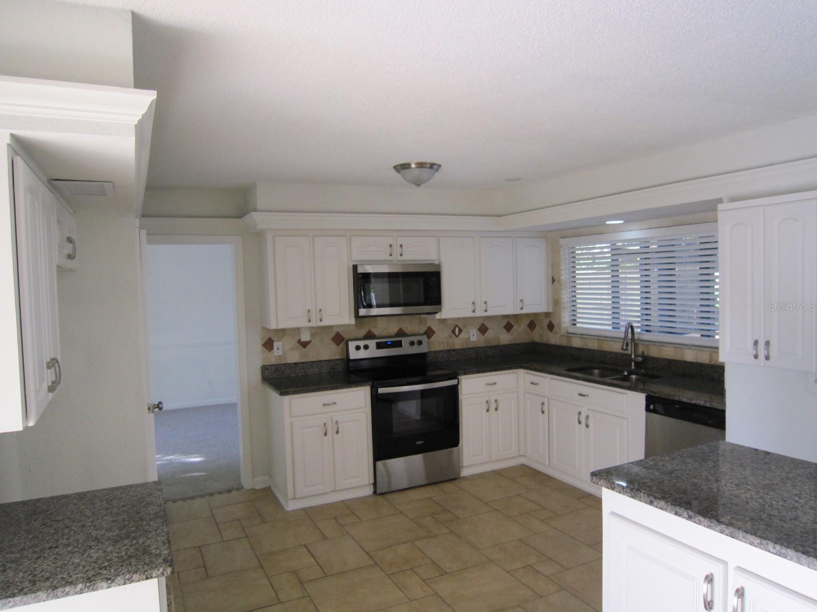 4118 DELLBROOK DR, TAMPA, FL, 33624