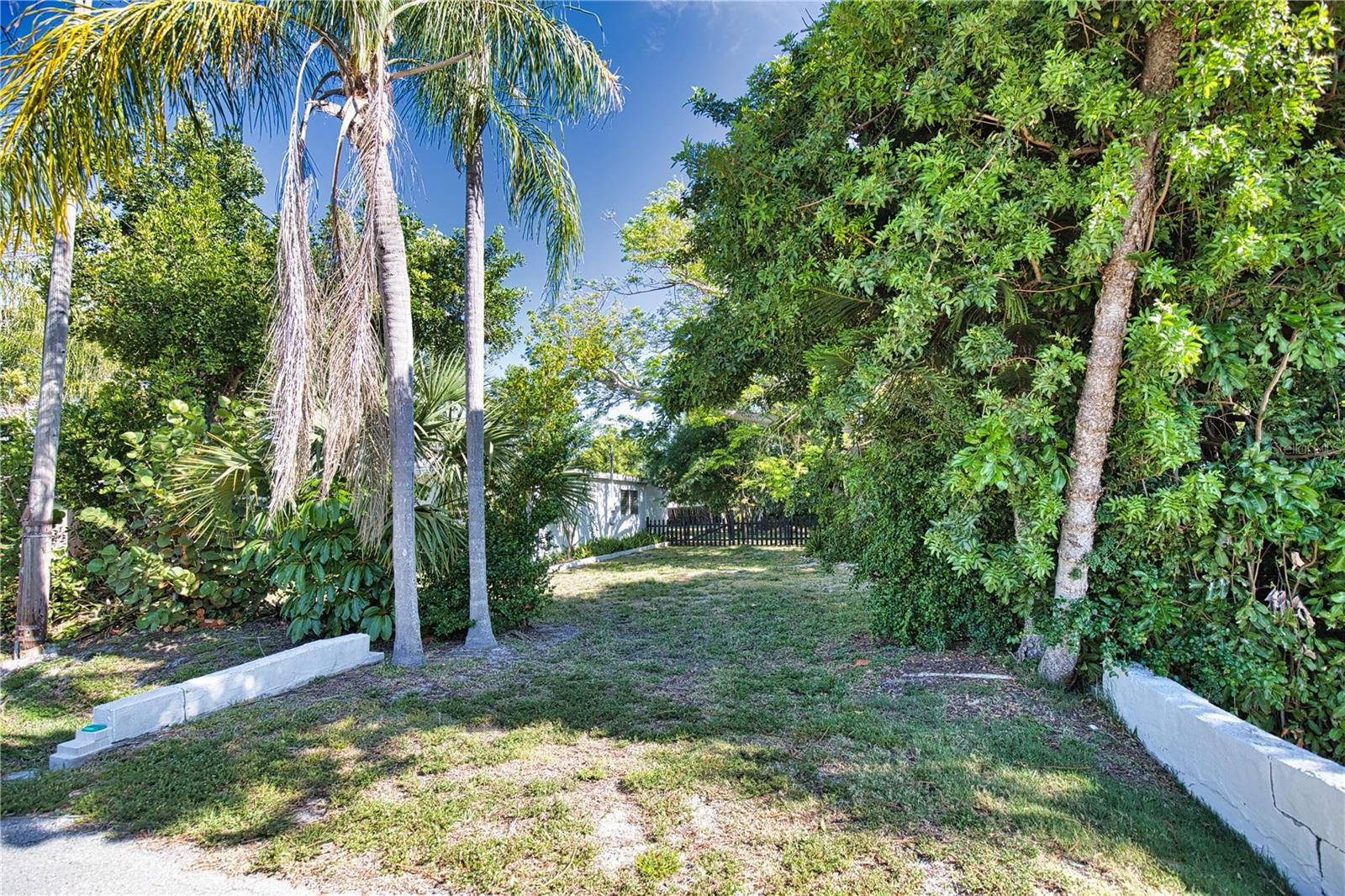 650 EDWARDS ST, ENGLEWOOD, FL, 34223