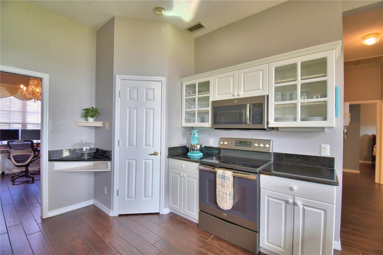 329 HAMILTON SHORES DR NE, WINTER HAVEN, FL, 33881