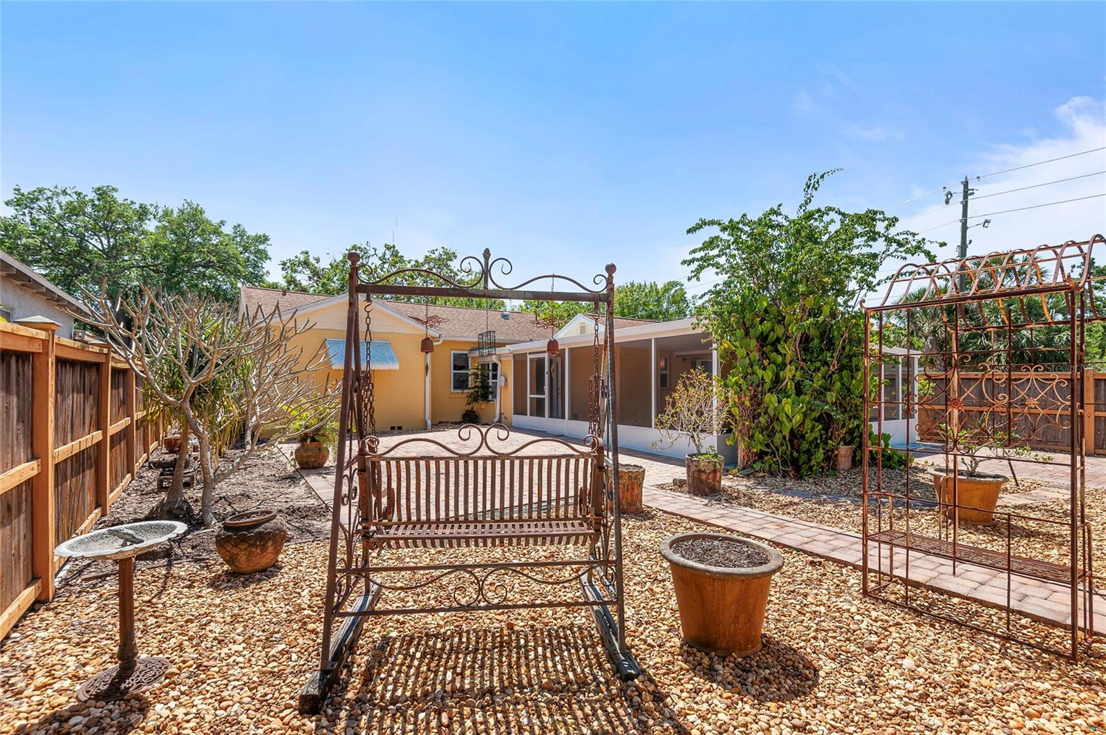 335 W BAY ST, WINTER GARDEN, FL, 34787