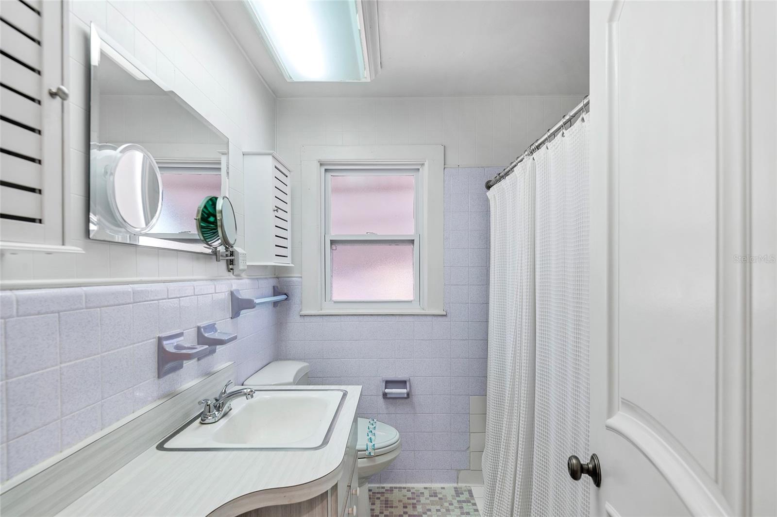 335 W BAY ST, WINTER GARDEN, FL, 34787