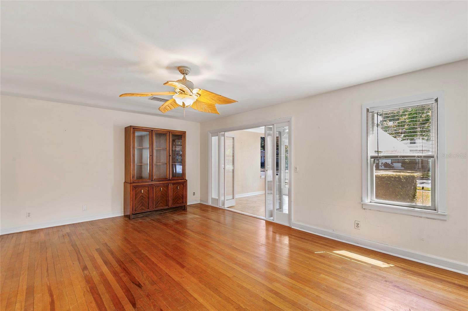 335 W BAY ST, WINTER GARDEN, FL, 34787