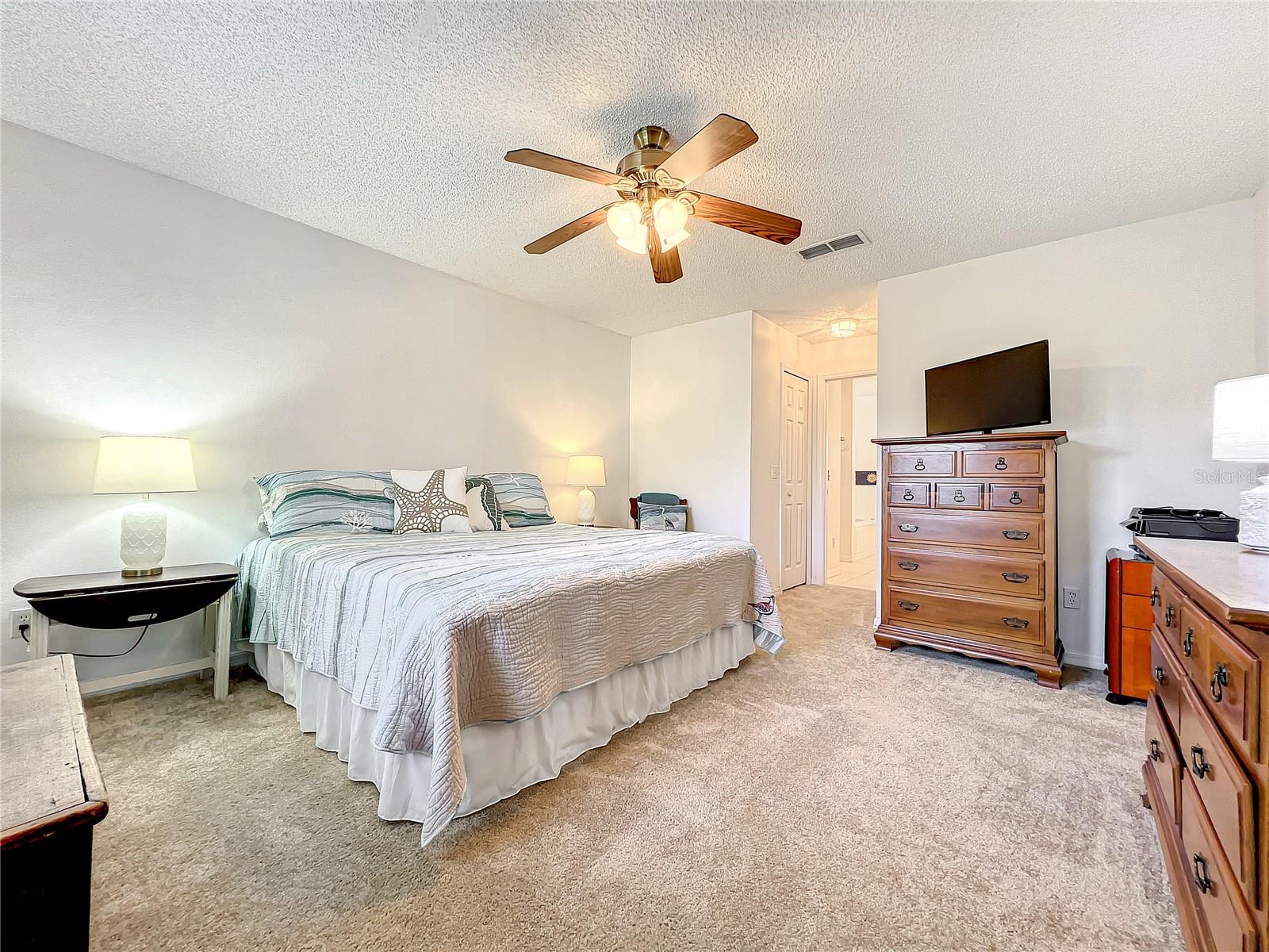 1407 ISLAND COVE DR, DELAND, FL, 32724