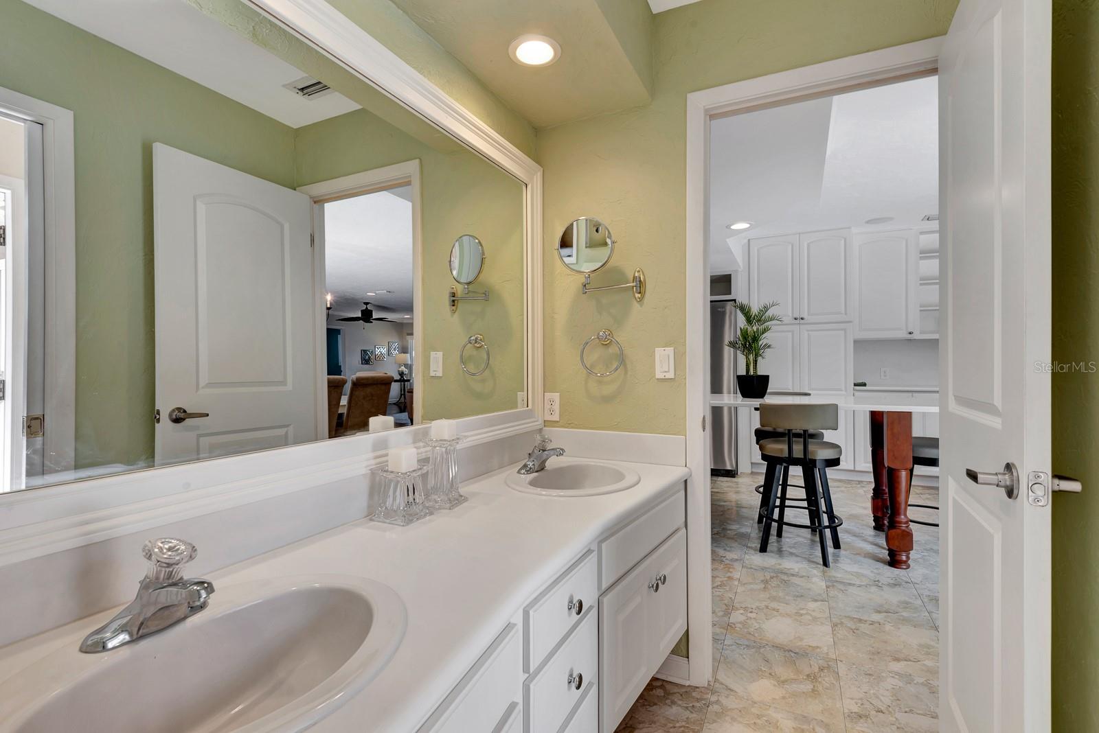5209 26TH AVE W, BRADENTON, FL, 34209