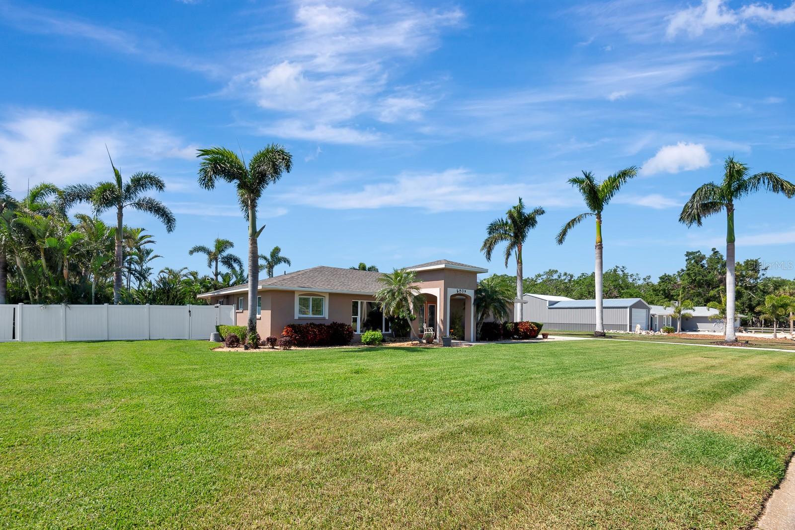 5209 26TH AVE W, BRADENTON, FL, 34209
