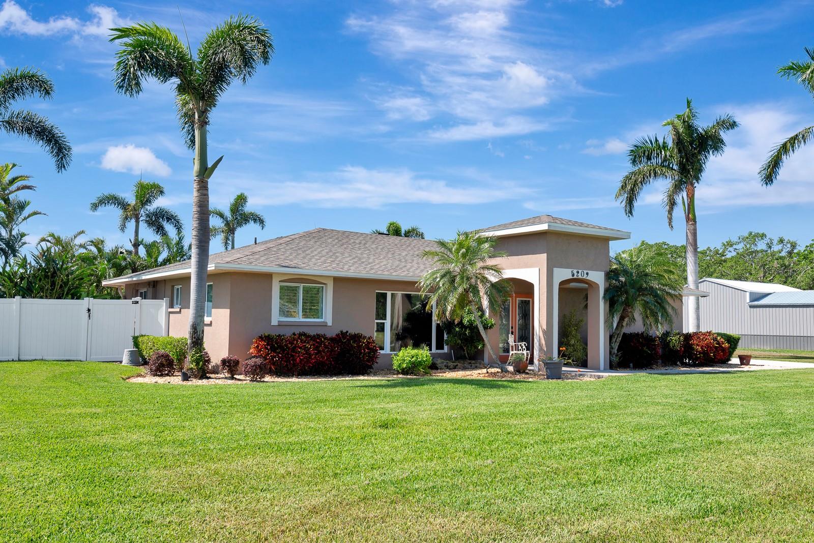 5209 26TH AVE W, BRADENTON, FL, 34209