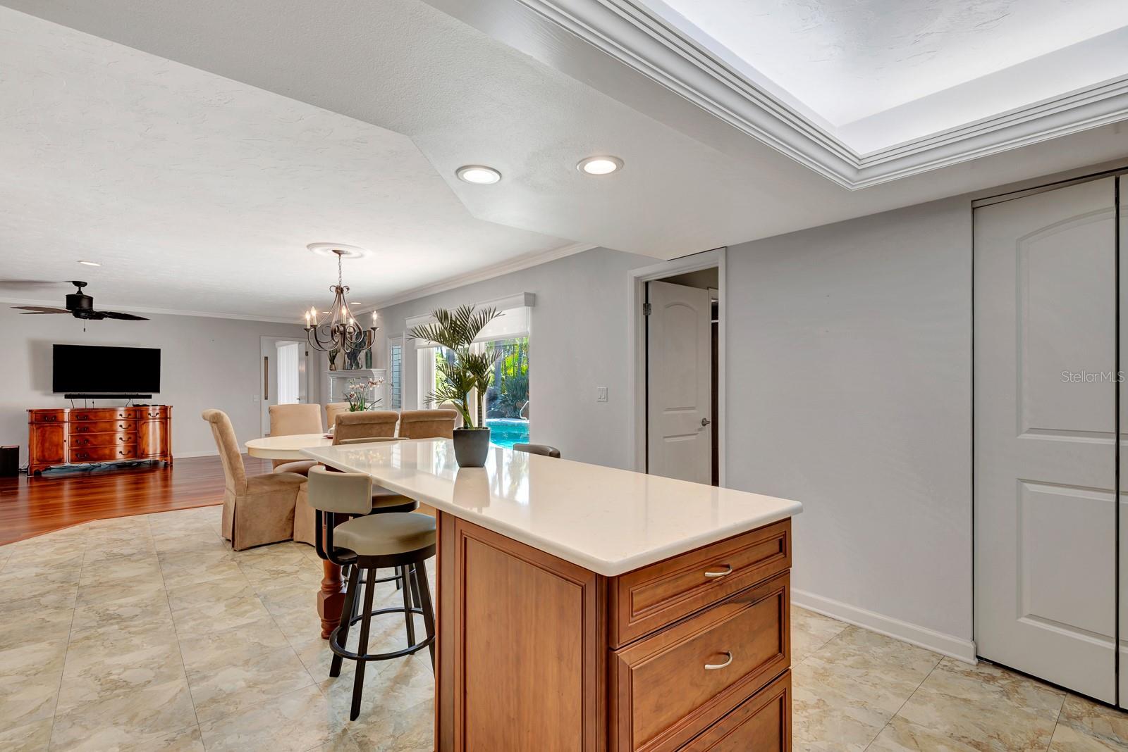 5209 26TH AVE W, BRADENTON, FL, 34209