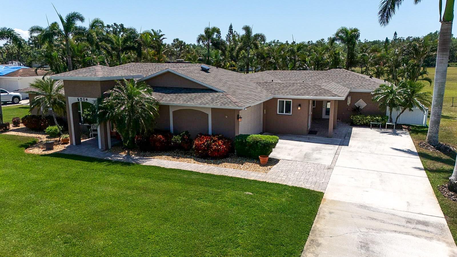 5209 26TH AVE W, BRADENTON, FL, 34209