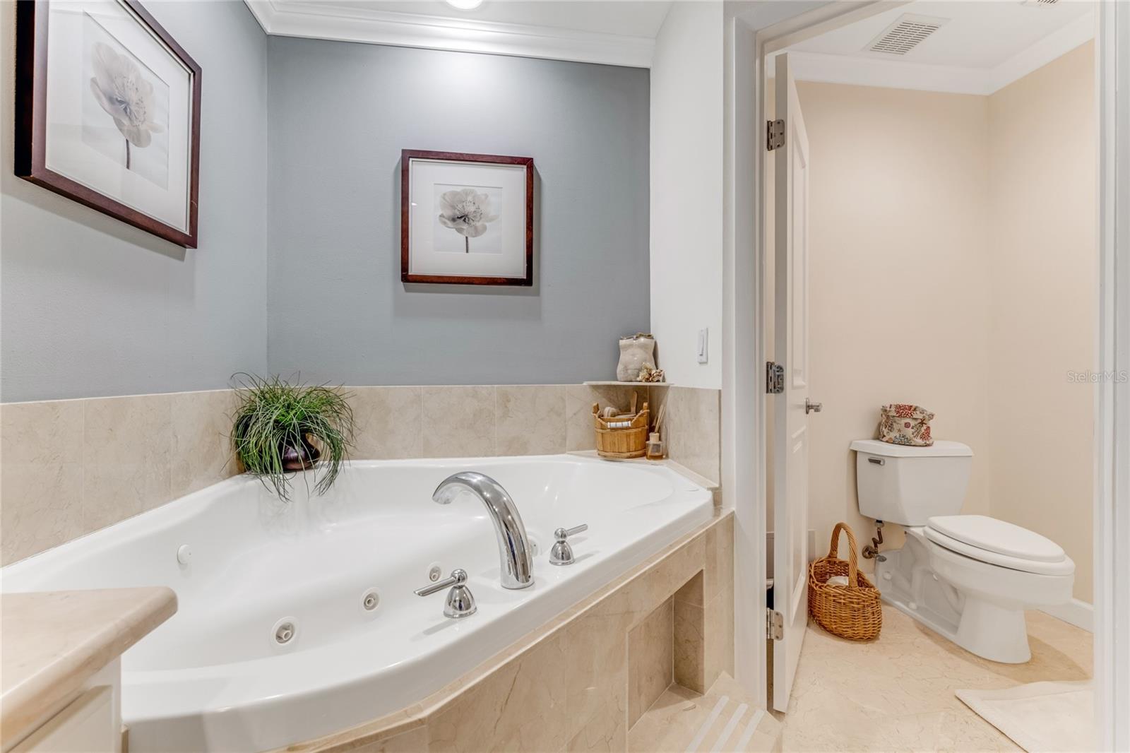 925 N HALIFAX AVE #1105, DAYTONA BEACH, FL, 32118