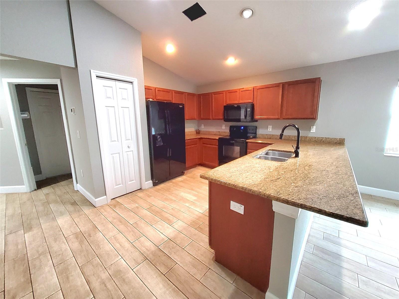 2309 30TH AVE W, BRADENTON, FL, 34205