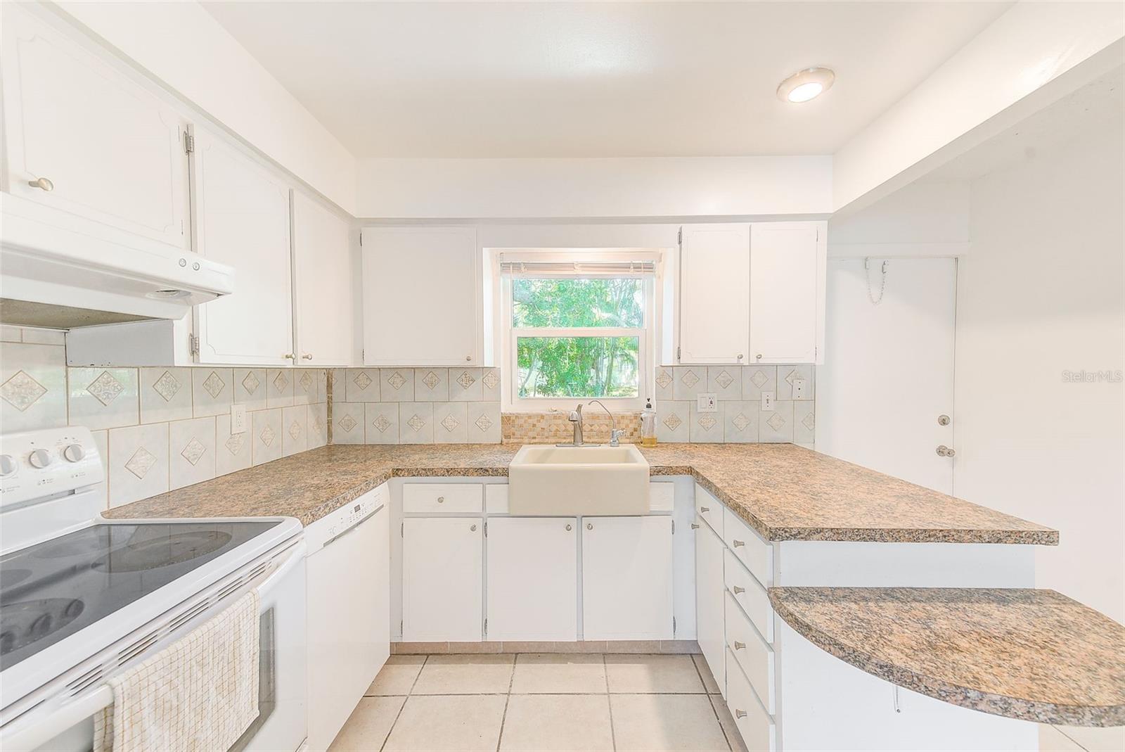 7081 LAFAYETTE N, PINELLAS PARK, FL, 33781