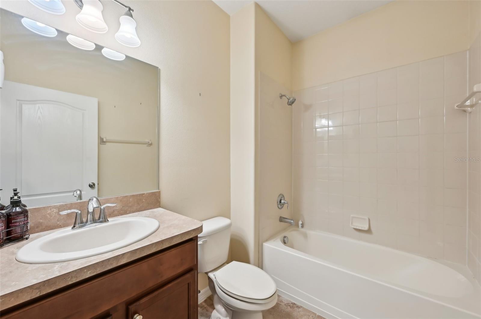 627 WASHITA STONE DR, RUSKIN, FL, 33570