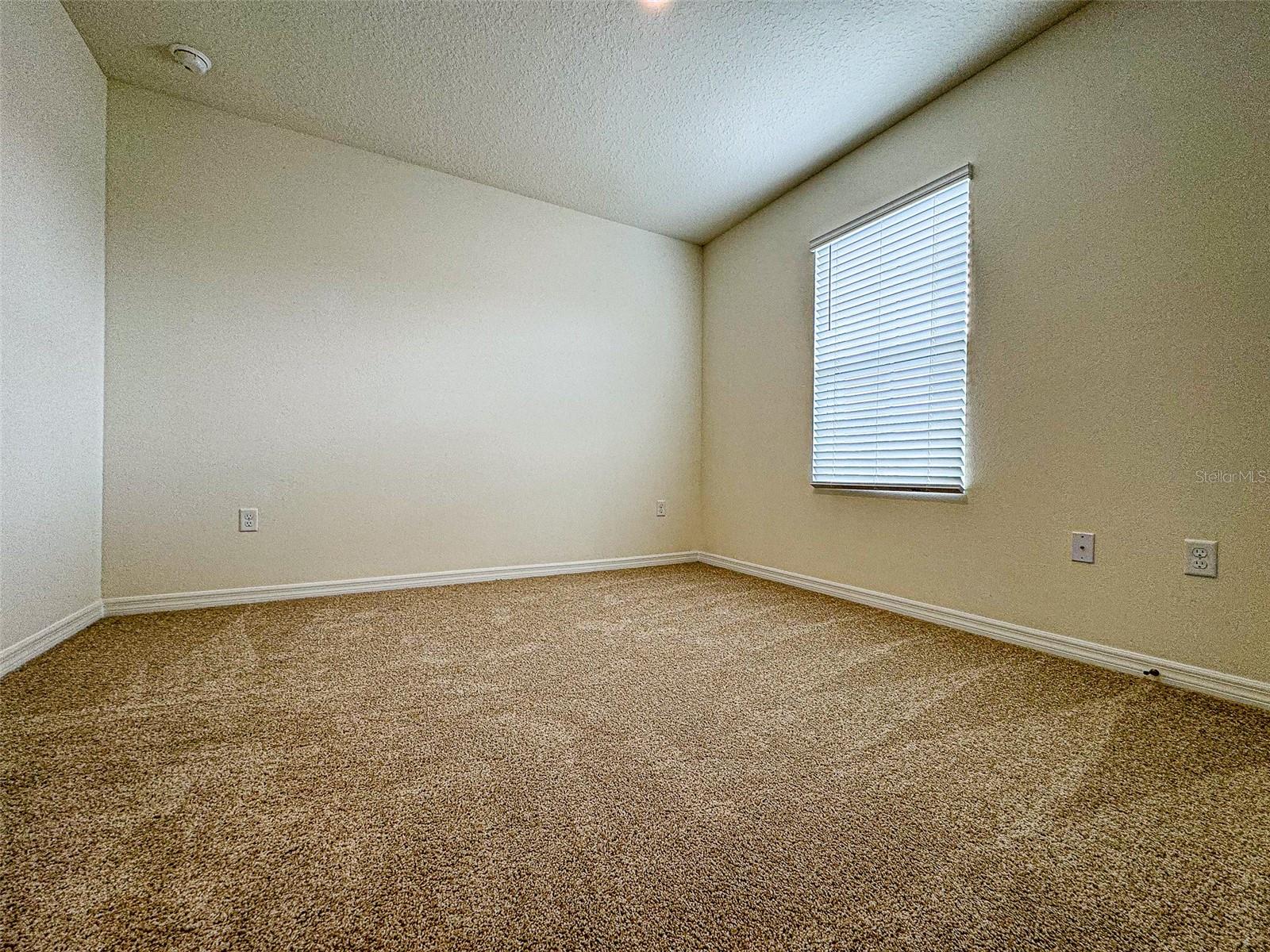 1539 LUMBER AVE, DAVENPORT, FL, 33837