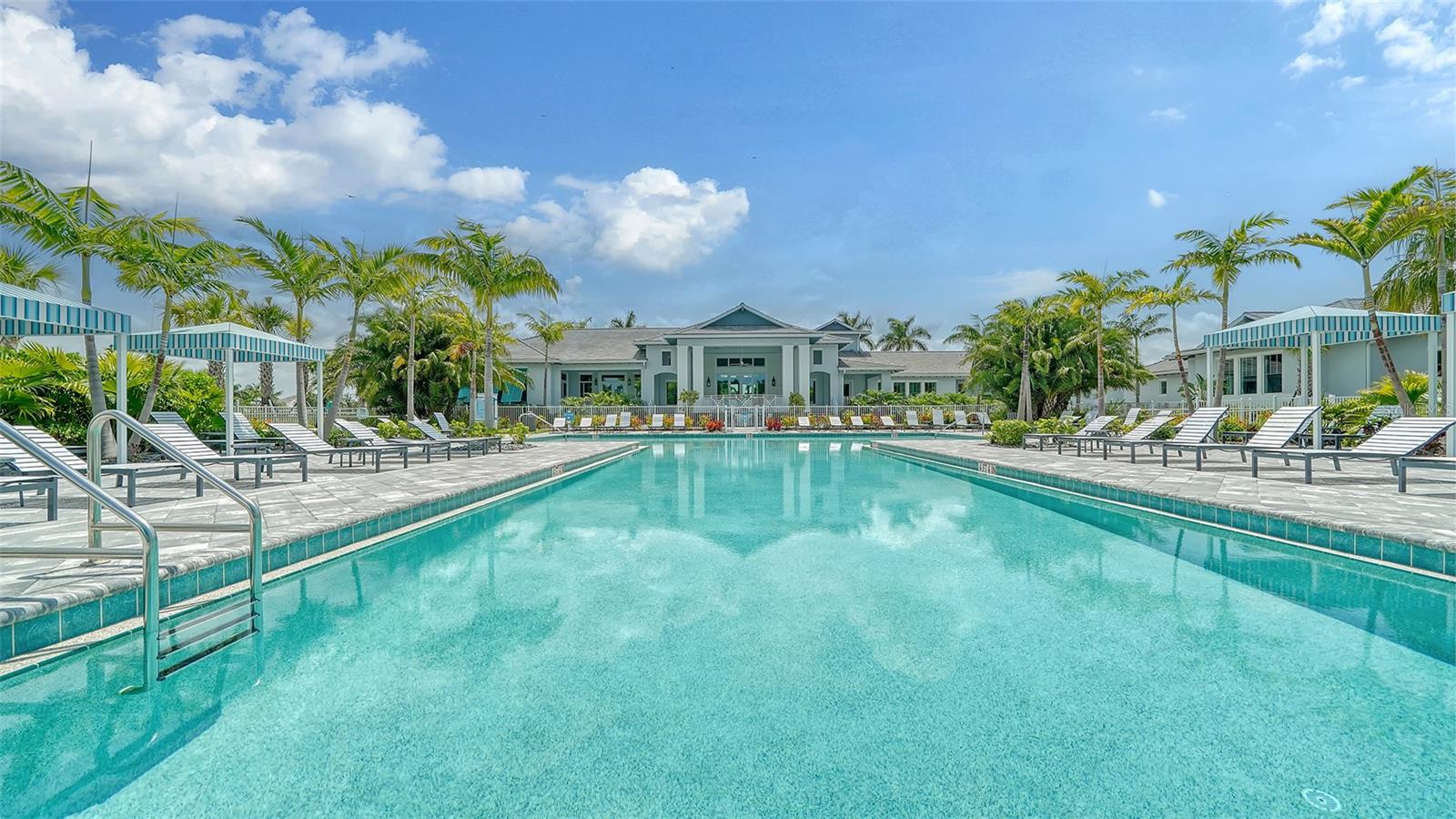 10105 CANAVERAL CIR, SARASOTA, FL, 34241