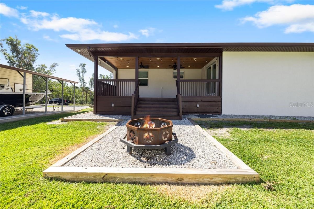 1918 DIXIE AVE AVE, PUNTA GORDA, FL, 33950