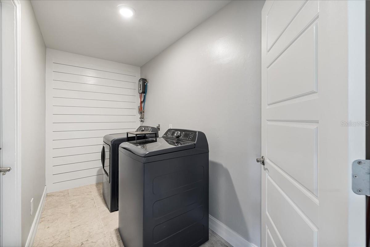 1918 DIXIE AVE AVE, PUNTA GORDA, FL, 33950