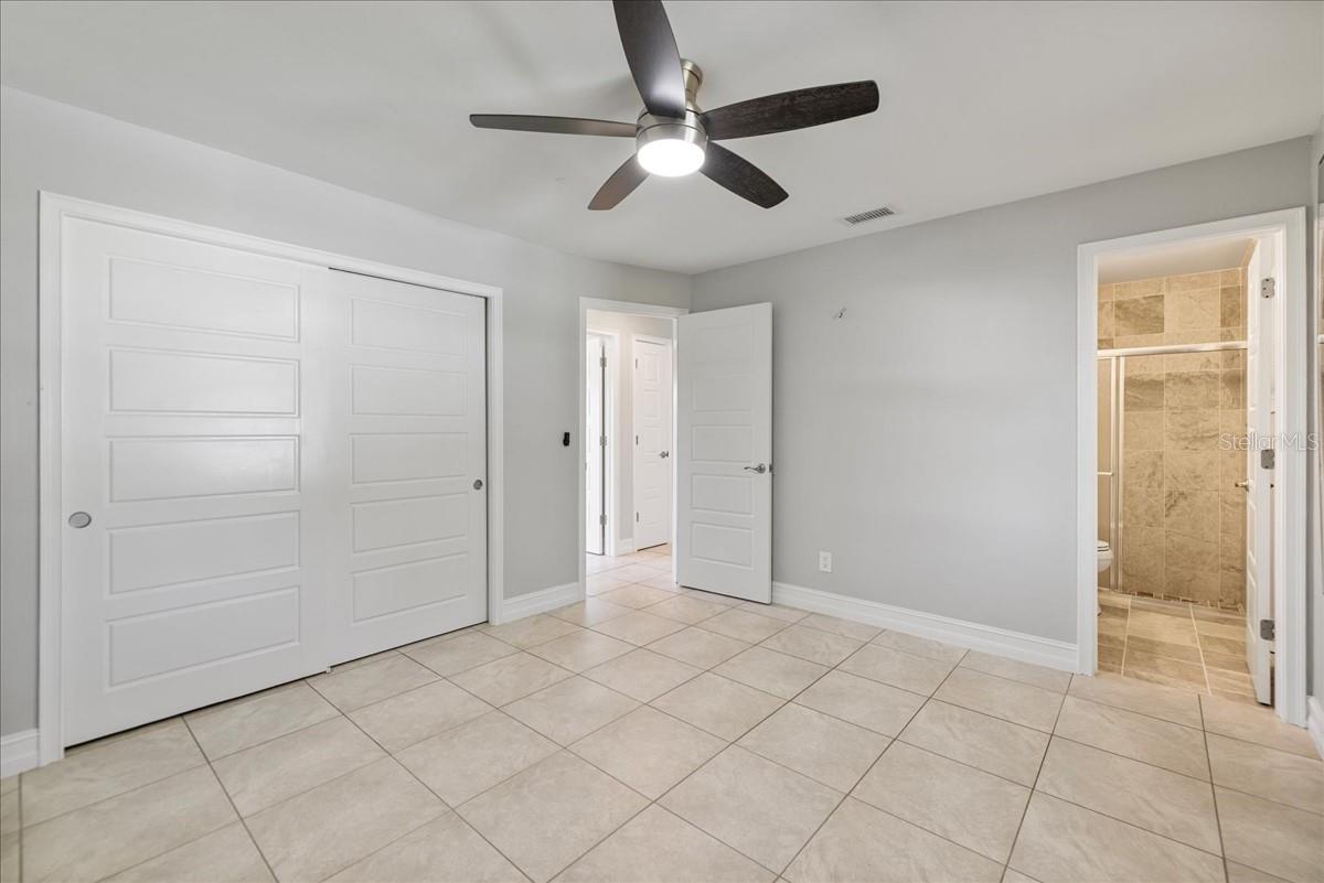 1918 DIXIE AVE AVE, PUNTA GORDA, FL, 33950