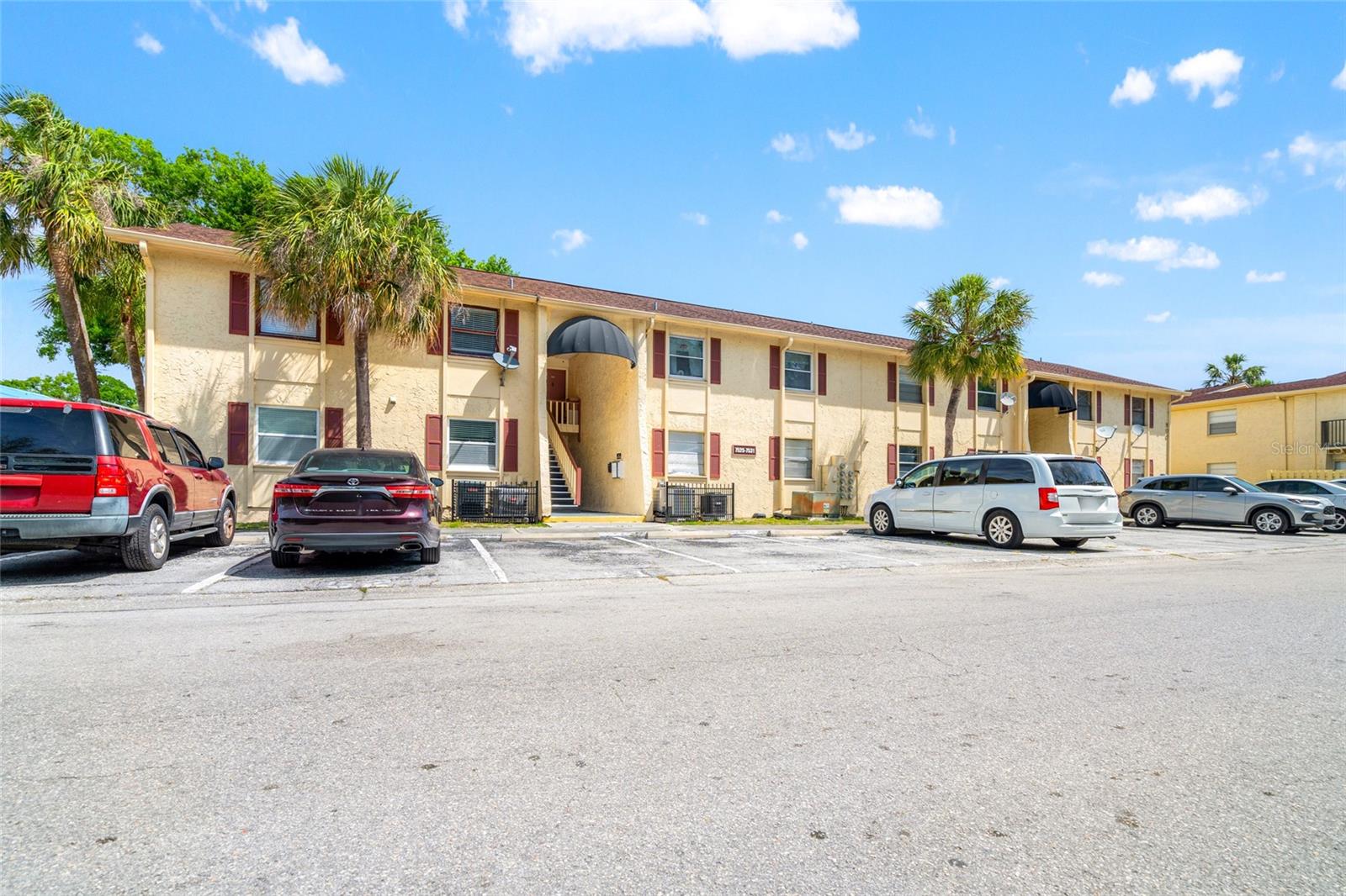 7529 ABONADO RD #7529, TAMPA, FL, 33615