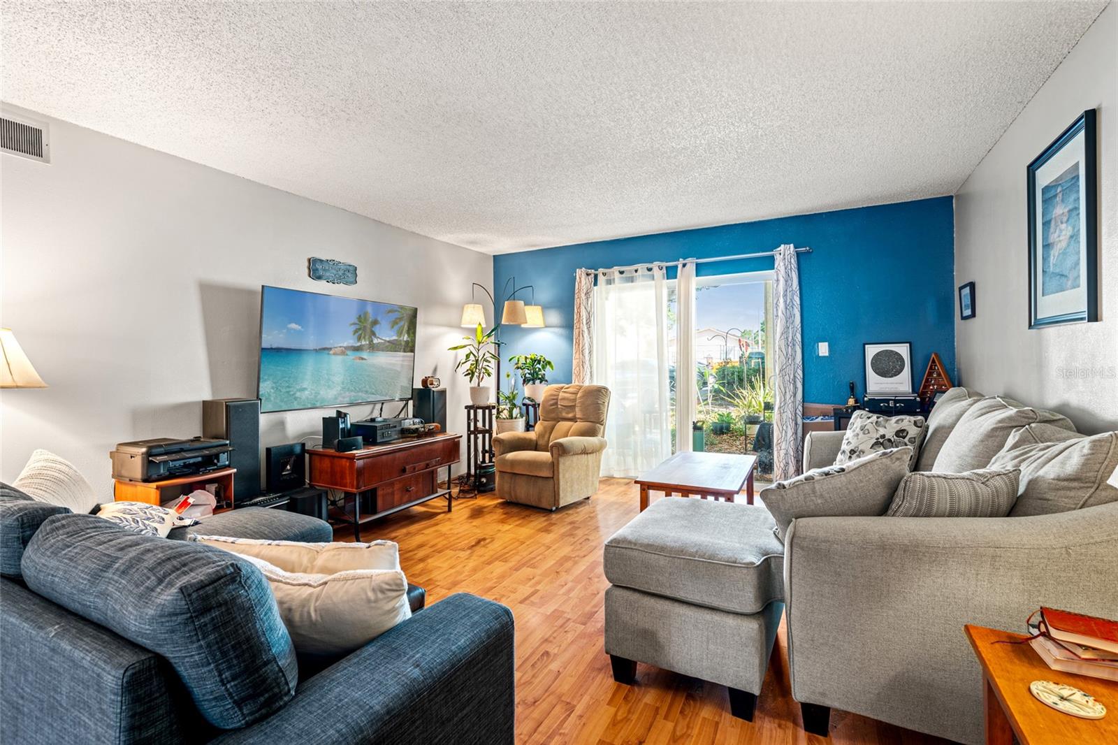 7529 ABONADO RD #7529, TAMPA, FL, 33615