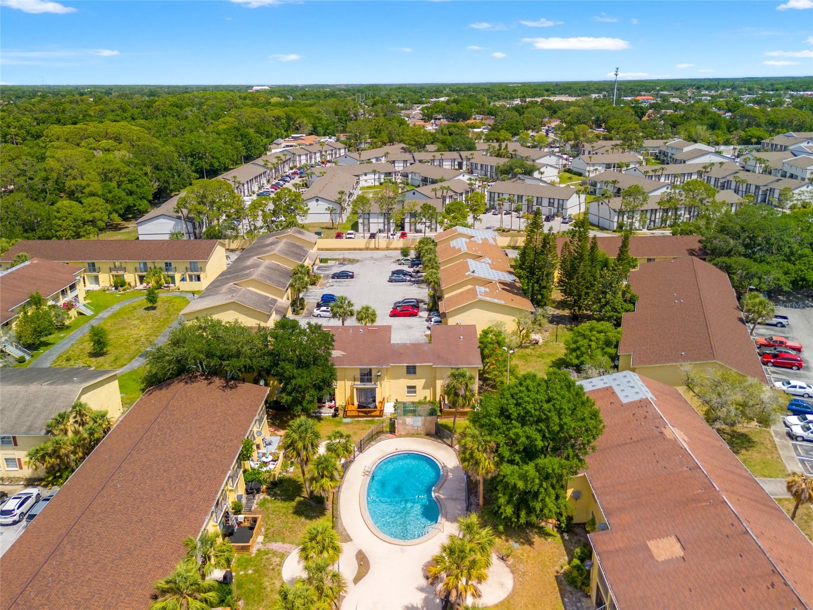 7529 ABONADO RD #7529, TAMPA, FL, 33615