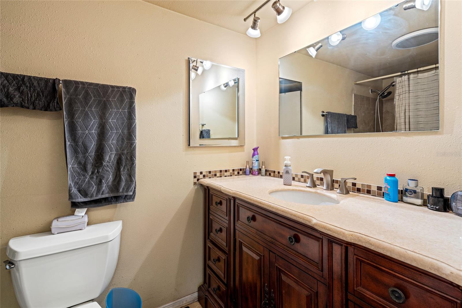 7529 ABONADO RD #7529, TAMPA, FL, 33615