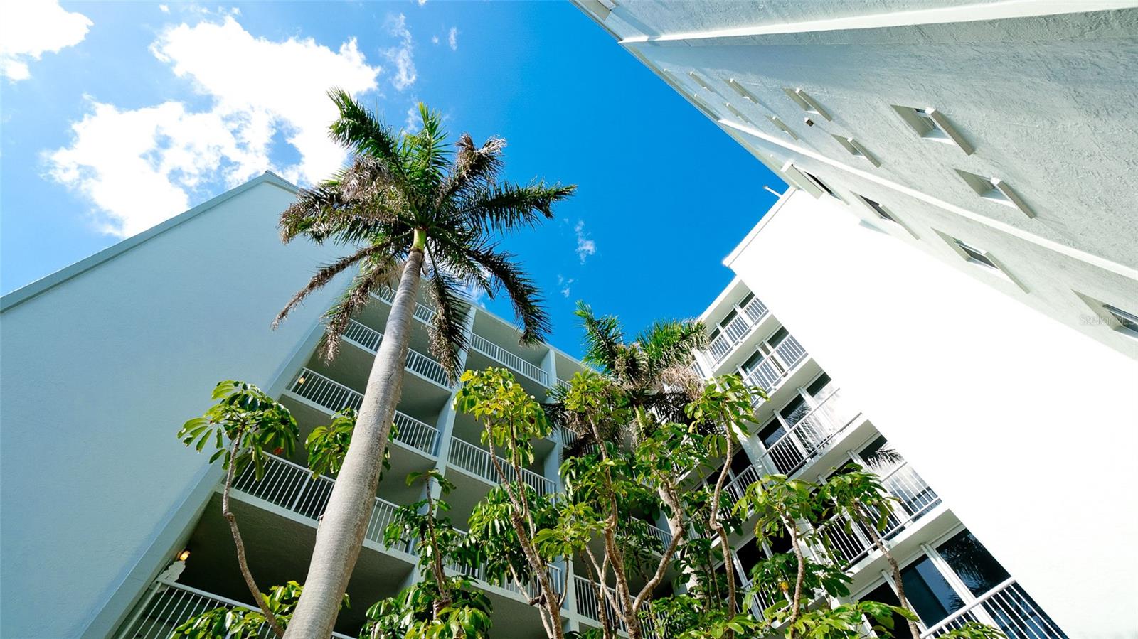 5200 GULF DR #504, HOLMES BEACH, FL, 34217