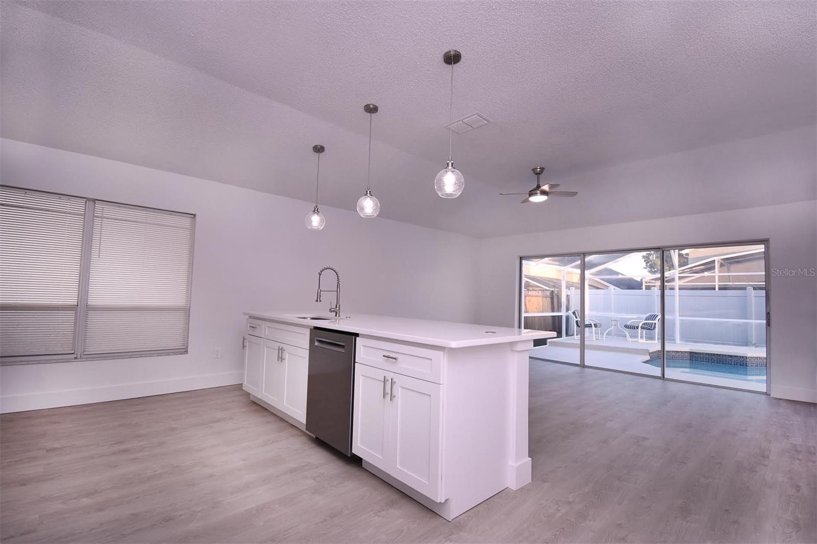 8815 PARLIAMENT CT, KISSIMMEE, FL, 34747