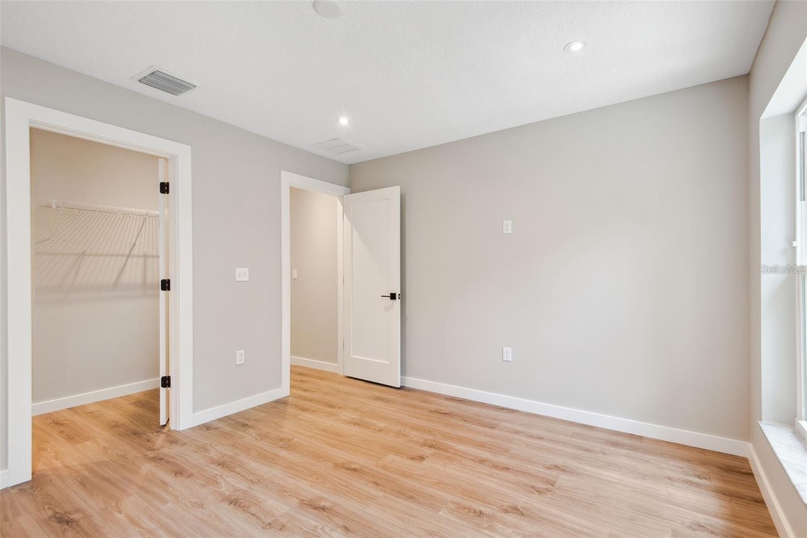 2403 E 19TH AVE #1/2, TAMPA, FL, 33605