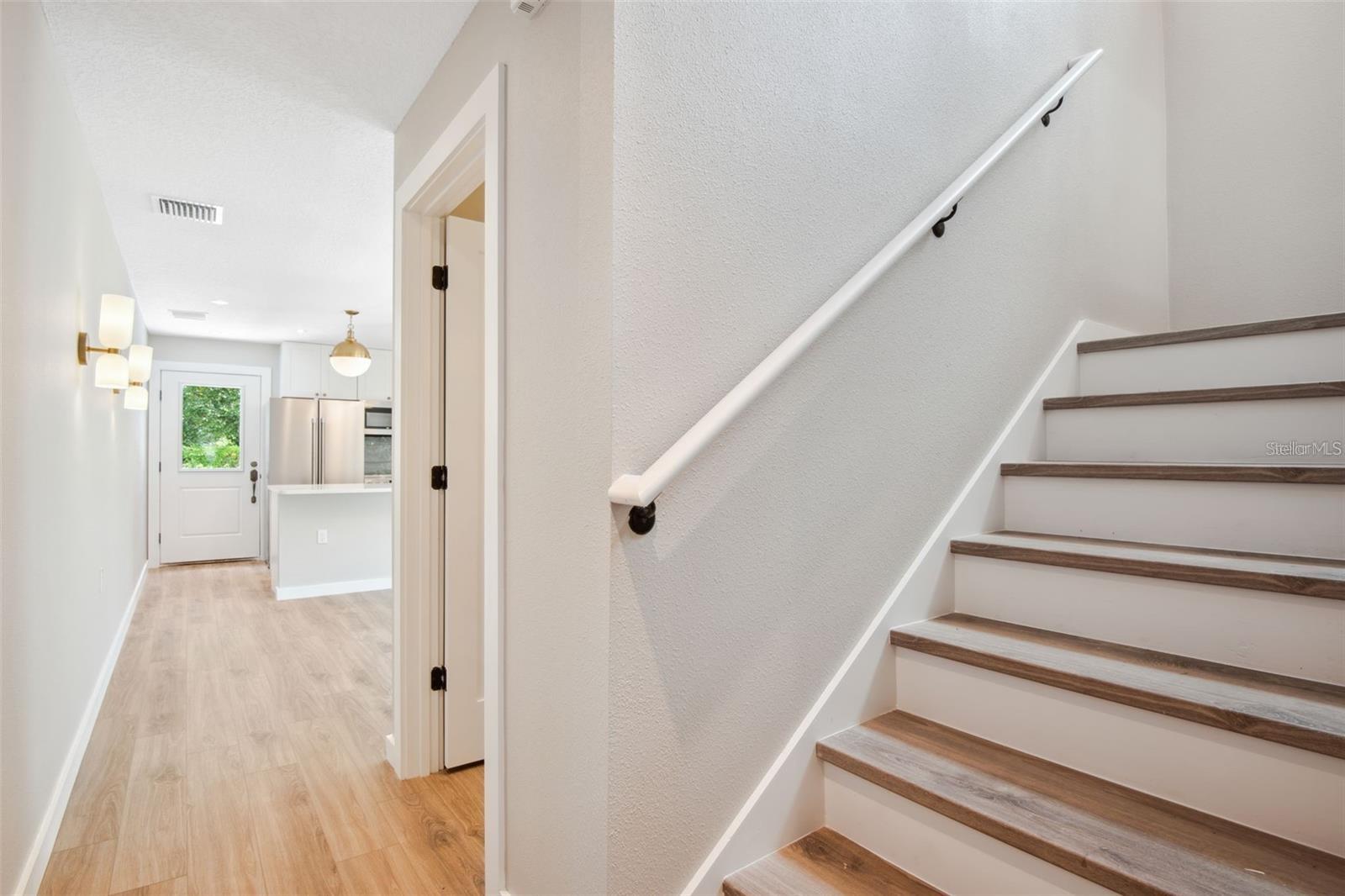 2403 E 19TH AVE #1/2, TAMPA, FL, 33605