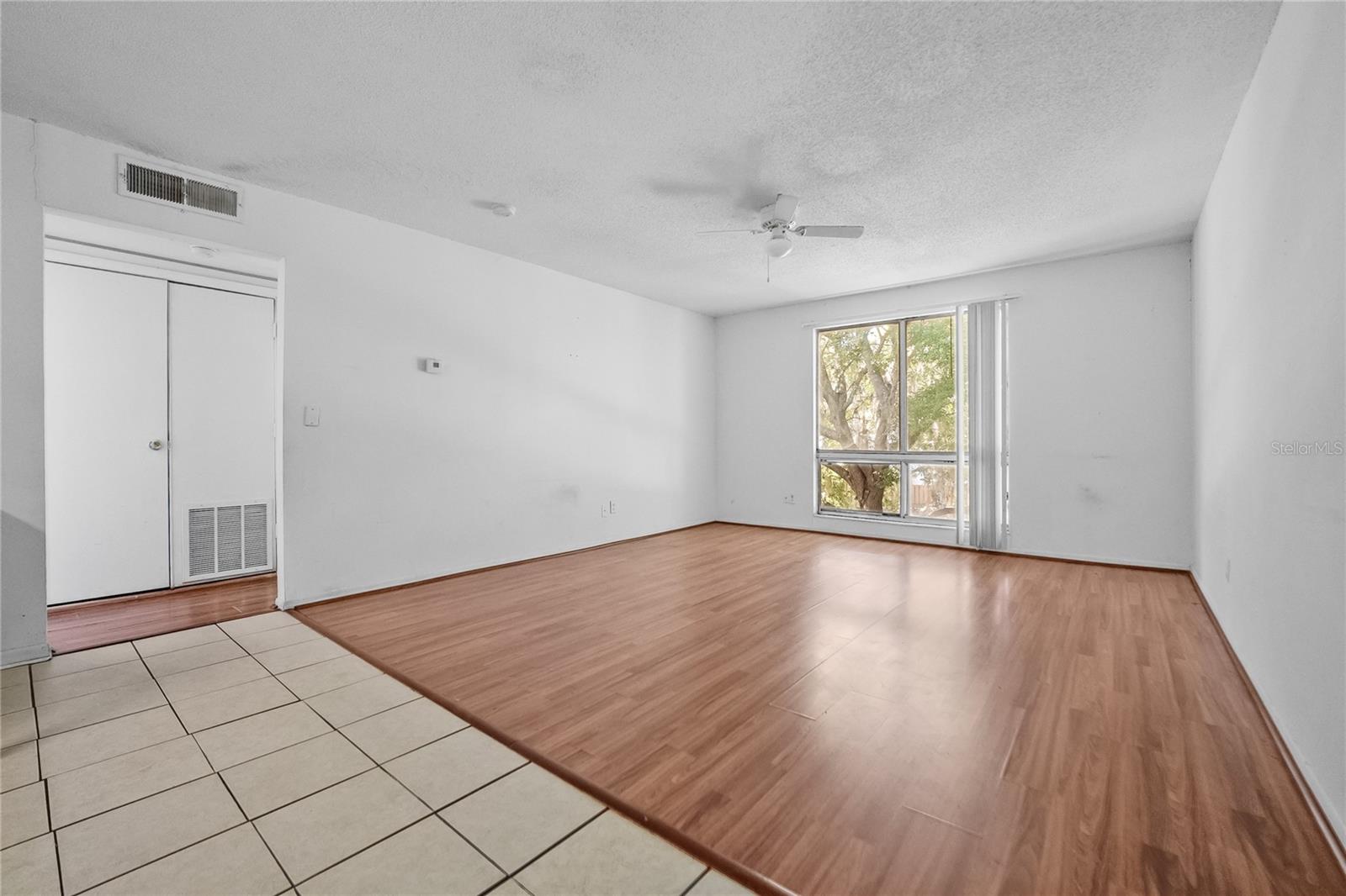 1700 SW 16TH CT #J24, GAINESVILLE, FL, 32608