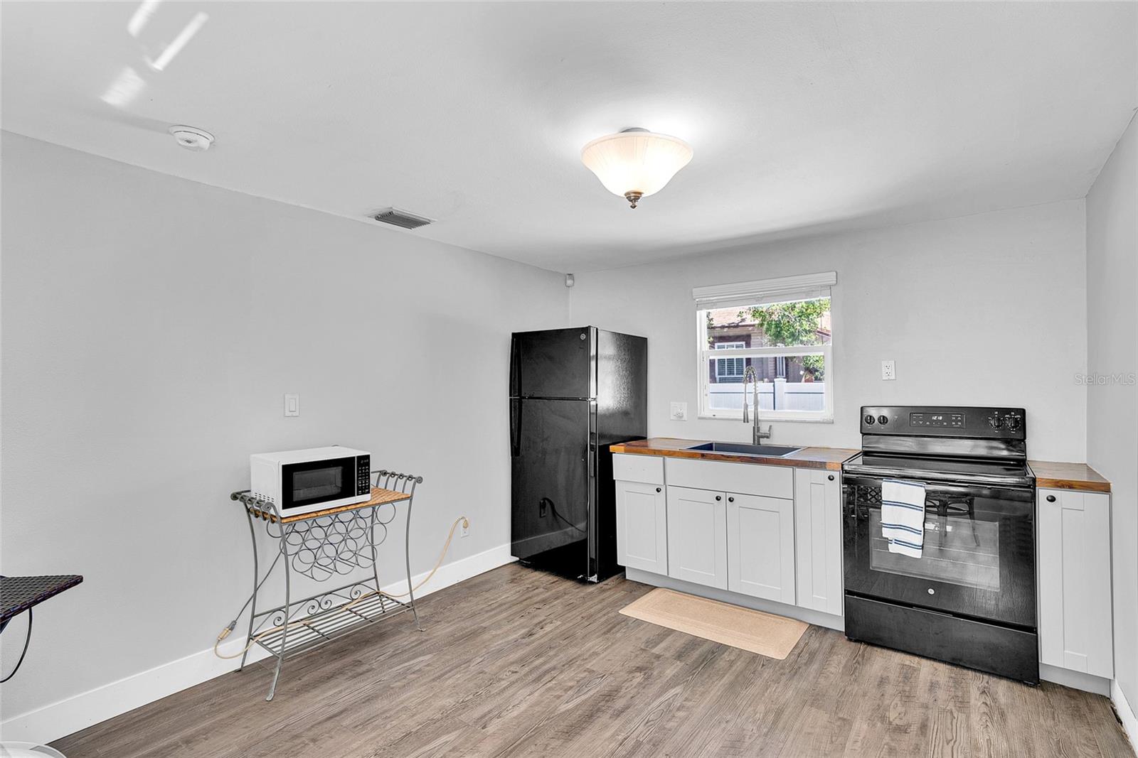 705 28TH ST N, ST PETERSBURG, FL, 33713