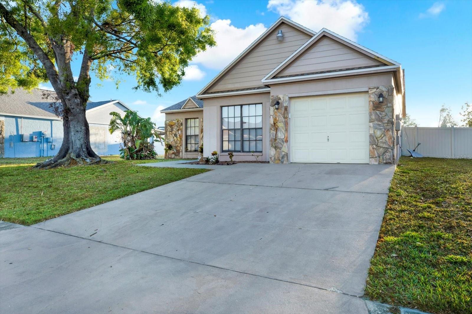 5650 25TH STREET CIR E, BRADENTON, FL, 34203