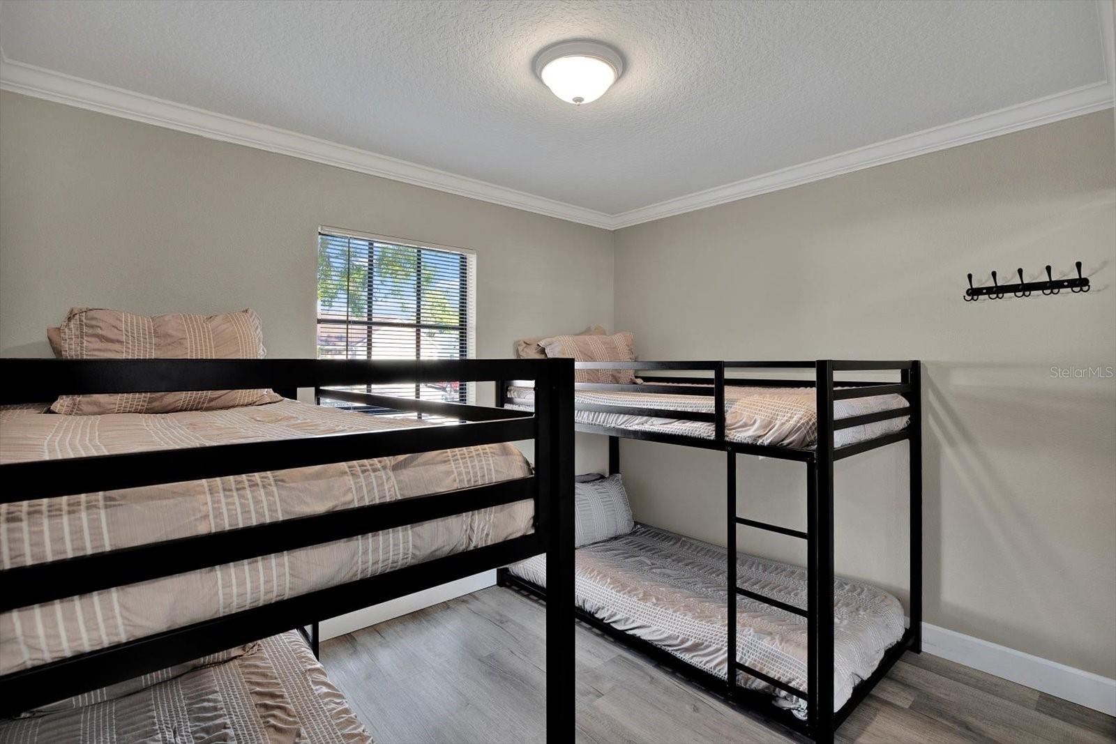 5650 25TH STREET CIR E, BRADENTON, FL, 34203