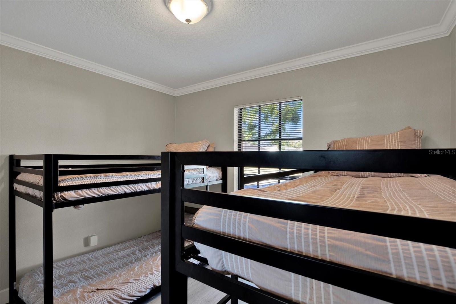 5650 25TH STREET CIR E, BRADENTON, FL, 34203
