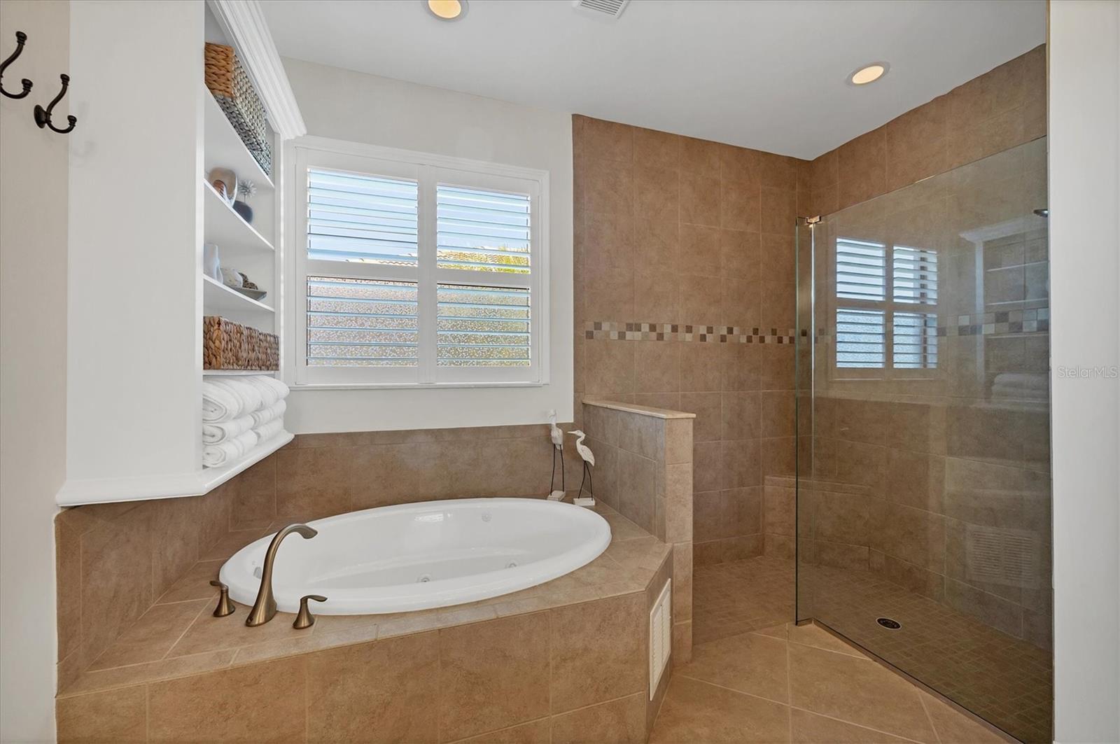 1021 ANCORA BLVD, NORTH VENICE, FL, 34275