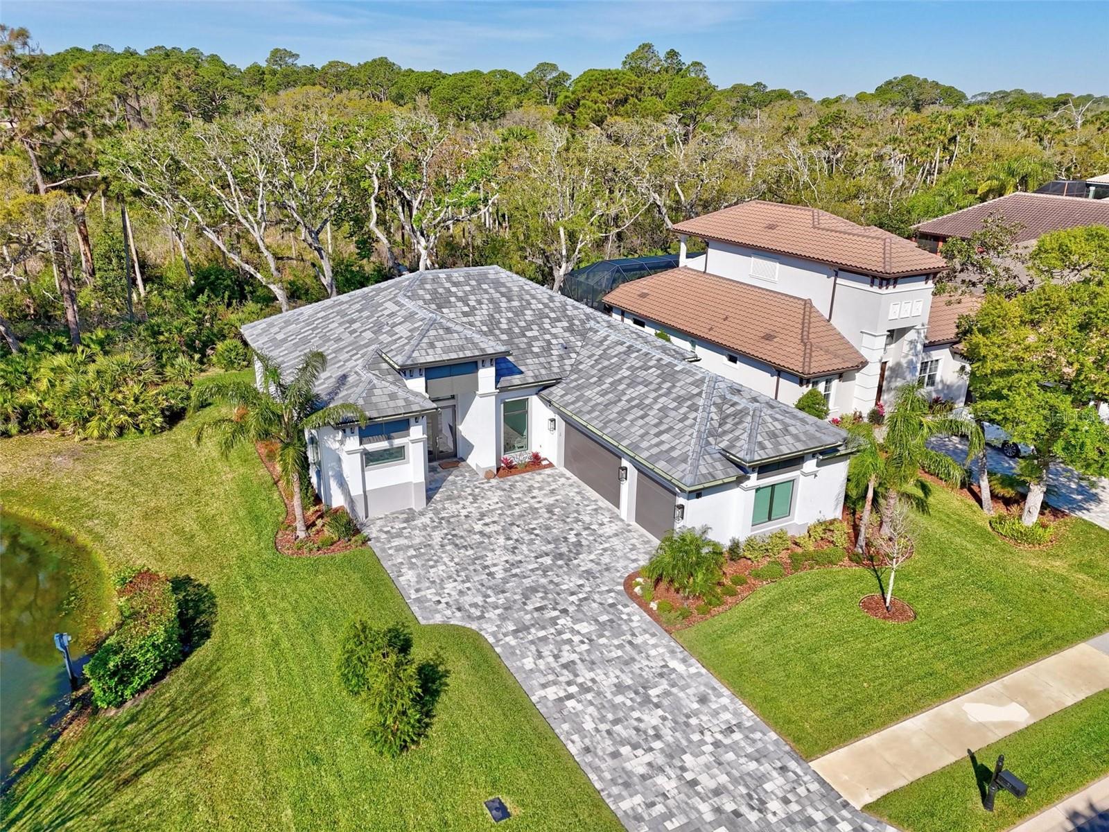 21 N RIVERWALK DR, PALM COAST, FL, 32137