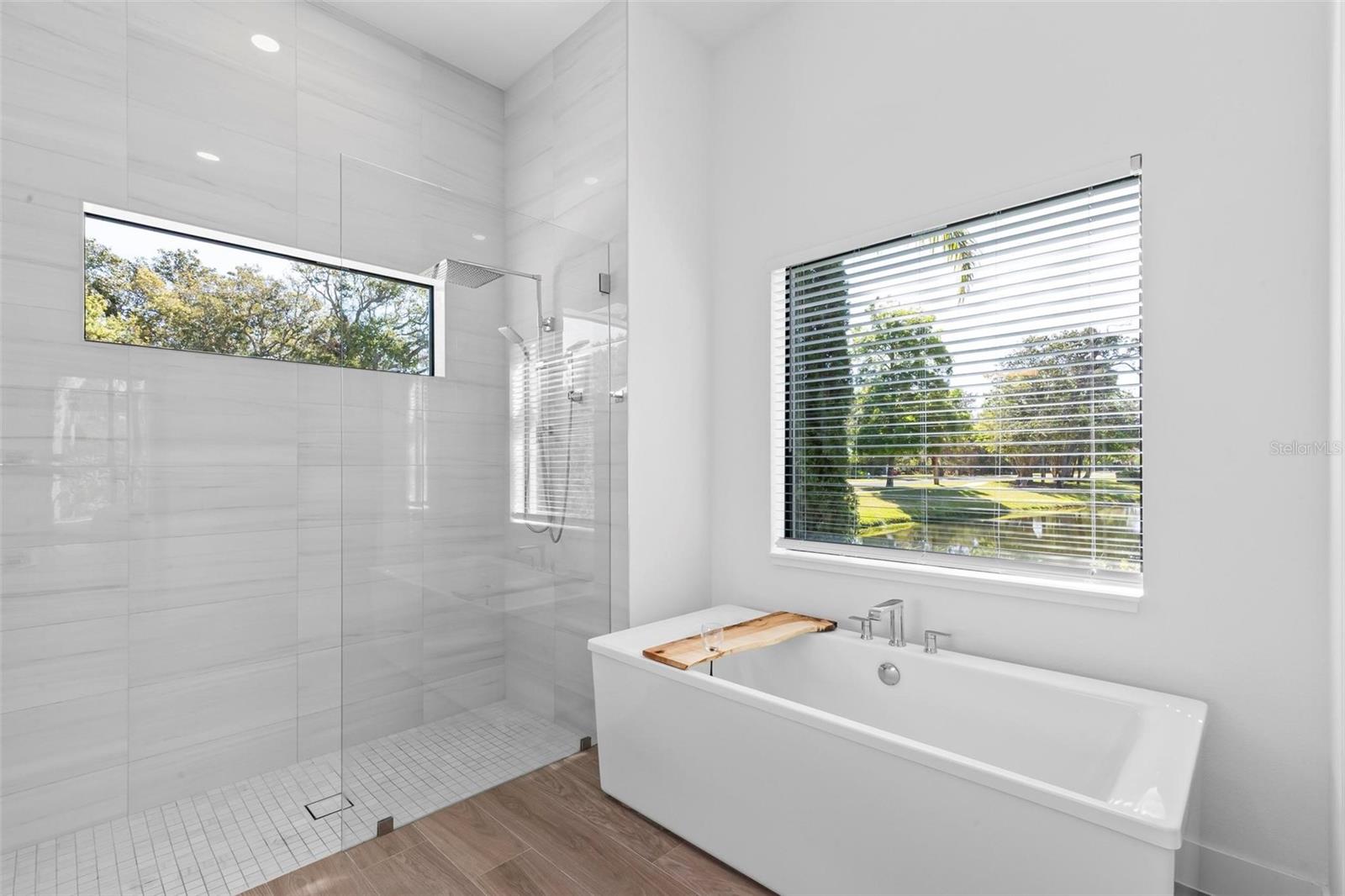 21 N RIVERWALK DR, PALM COAST, FL, 32137