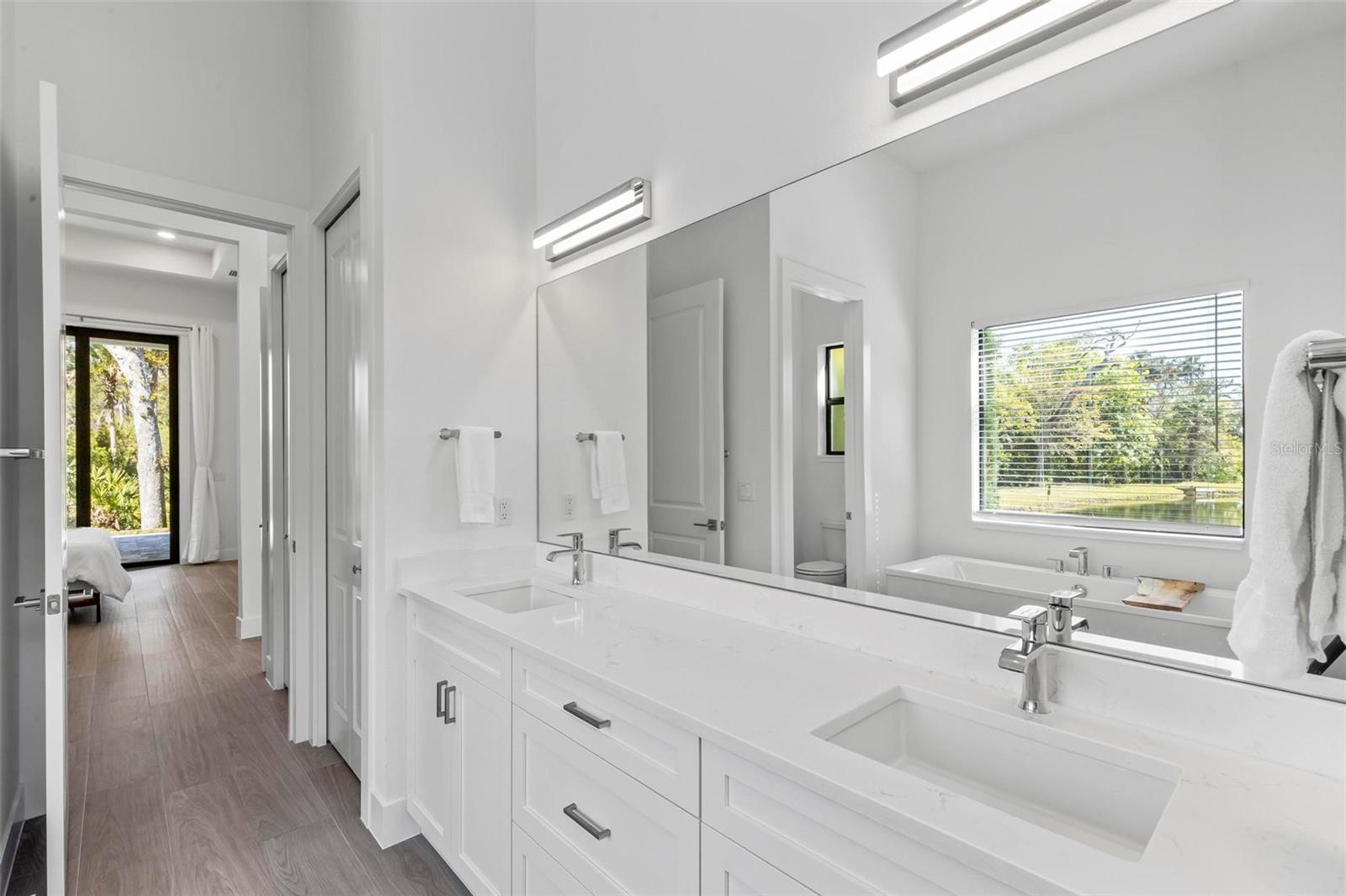 21 N RIVERWALK DR, PALM COAST, FL, 32137