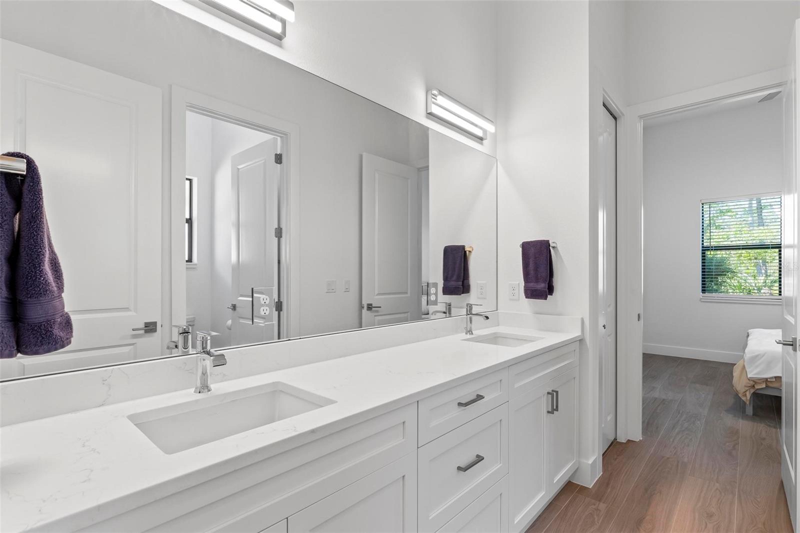 21 N RIVERWALK DR, PALM COAST, FL, 32137