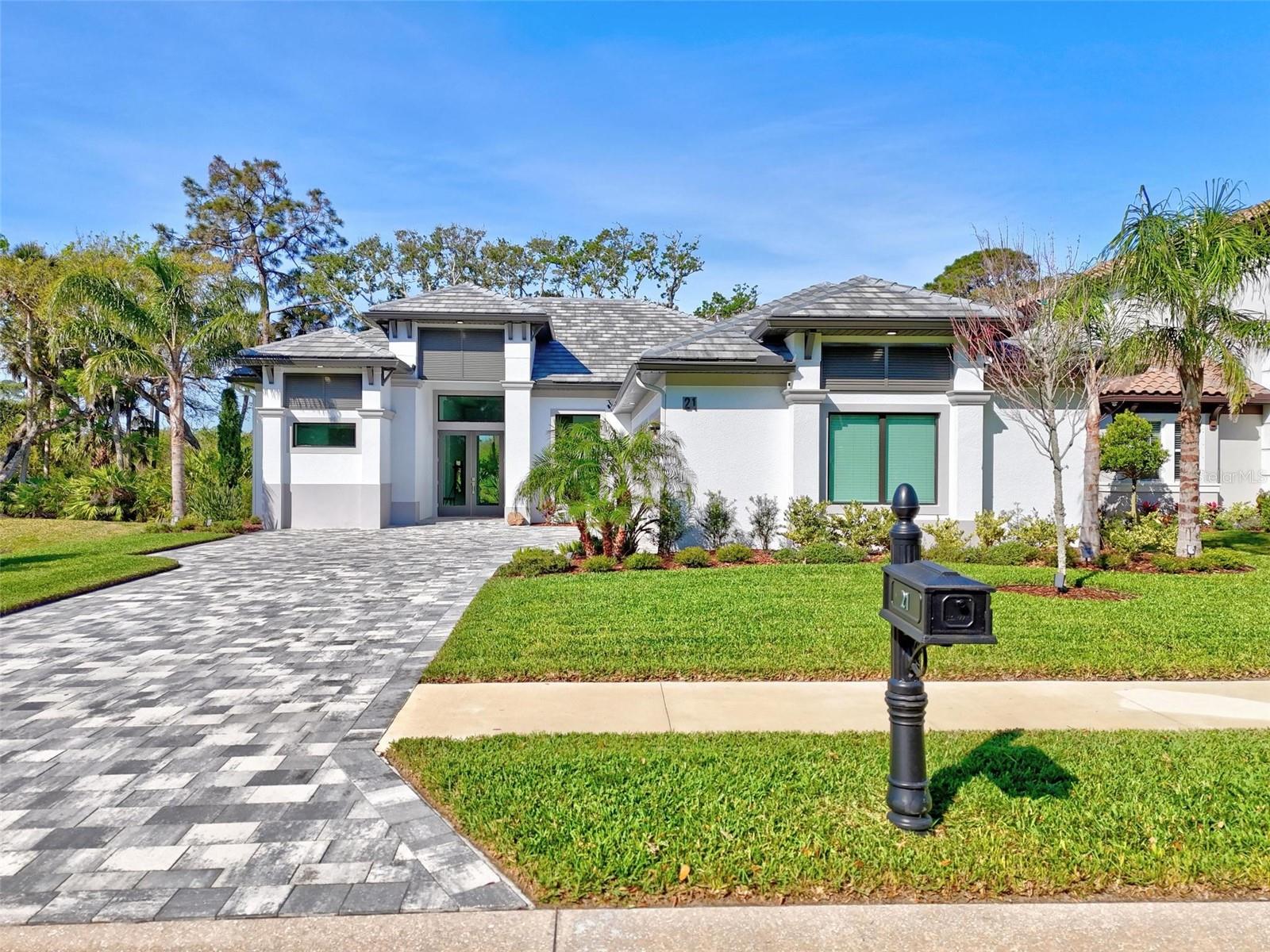 21 N RIVERWALK DR, PALM COAST, FL, 32137