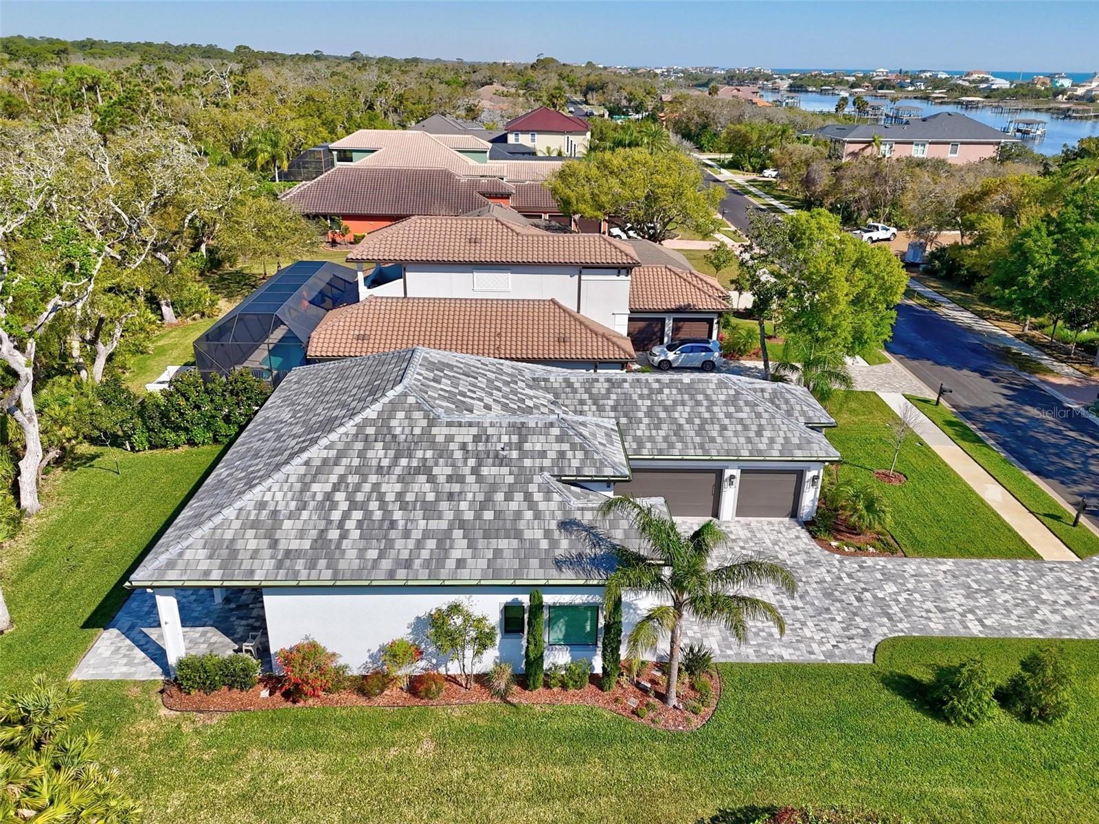 21 N RIVERWALK DR, PALM COAST, FL, 32137