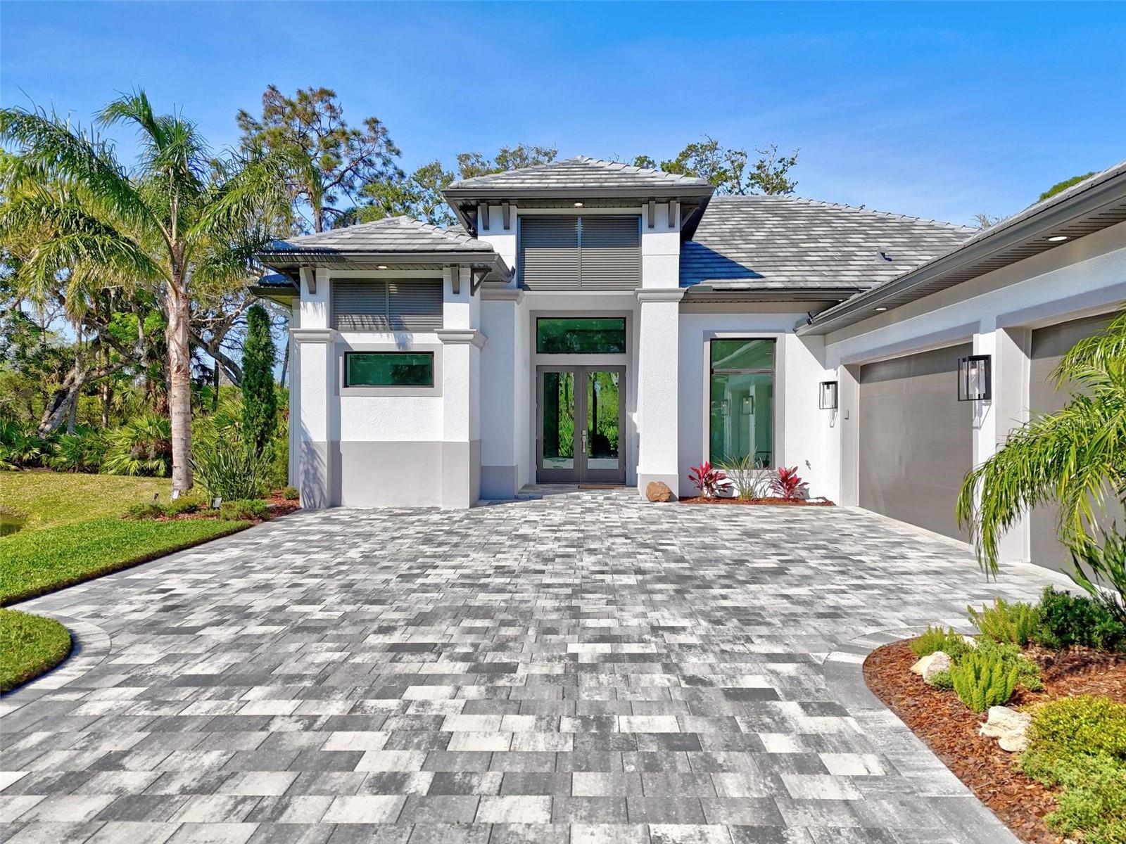 21 N RIVERWALK DR, PALM COAST, FL, 32137