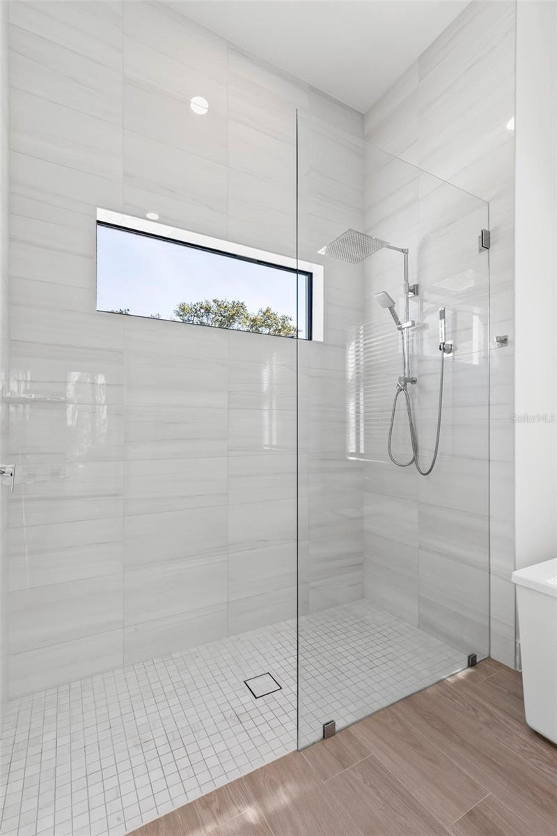 21 N RIVERWALK DR, PALM COAST, FL, 32137