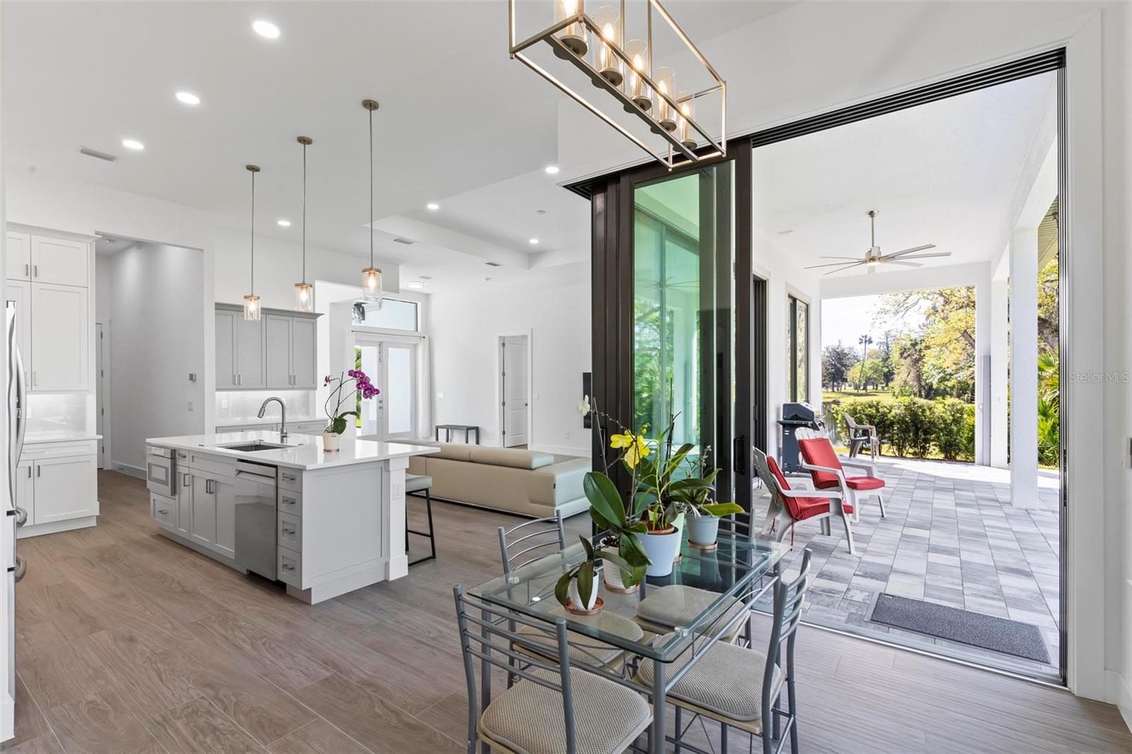 21 N RIVERWALK DR, PALM COAST, FL, 32137